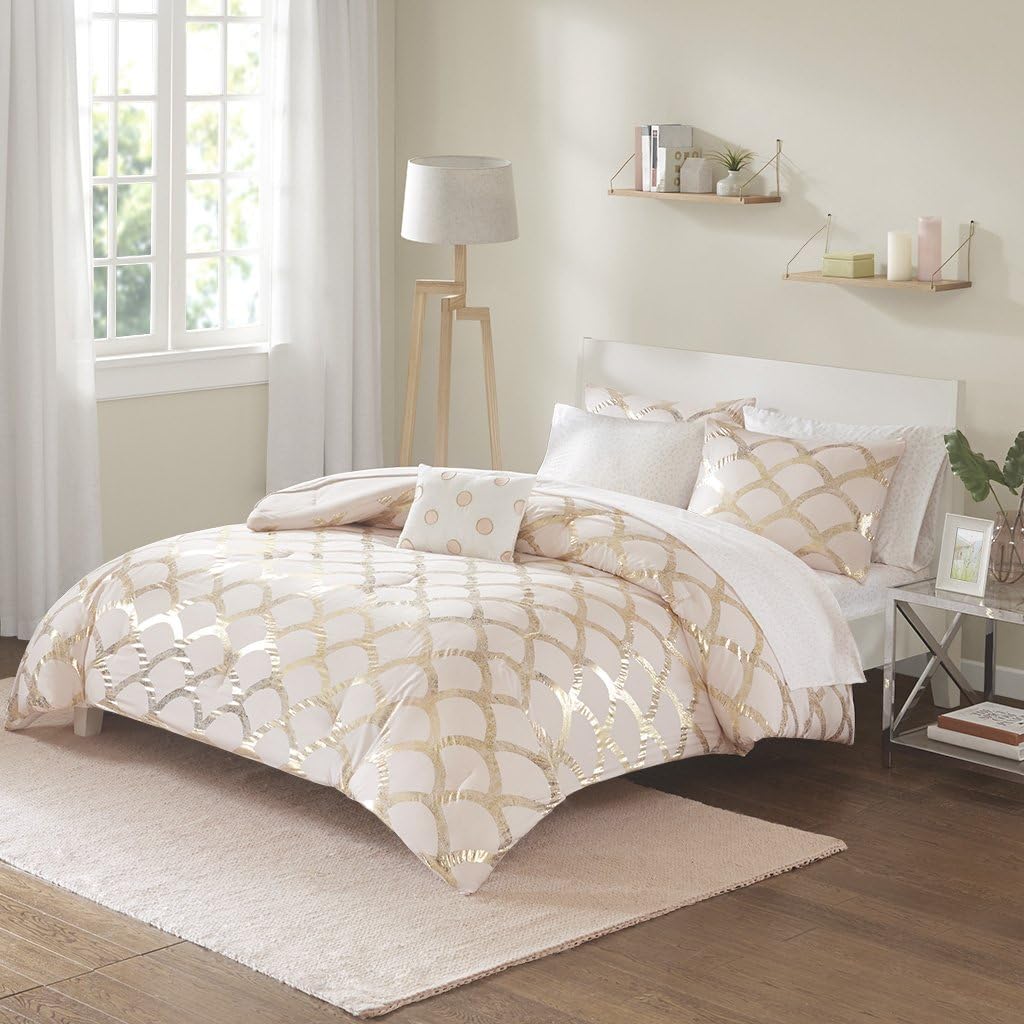 Blush Metallic Comforter