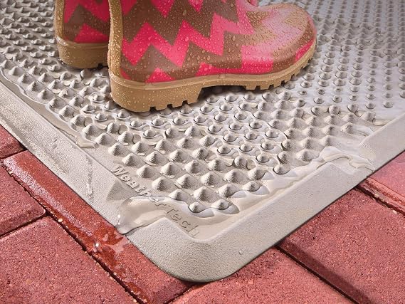 Black Outdoor Mat
